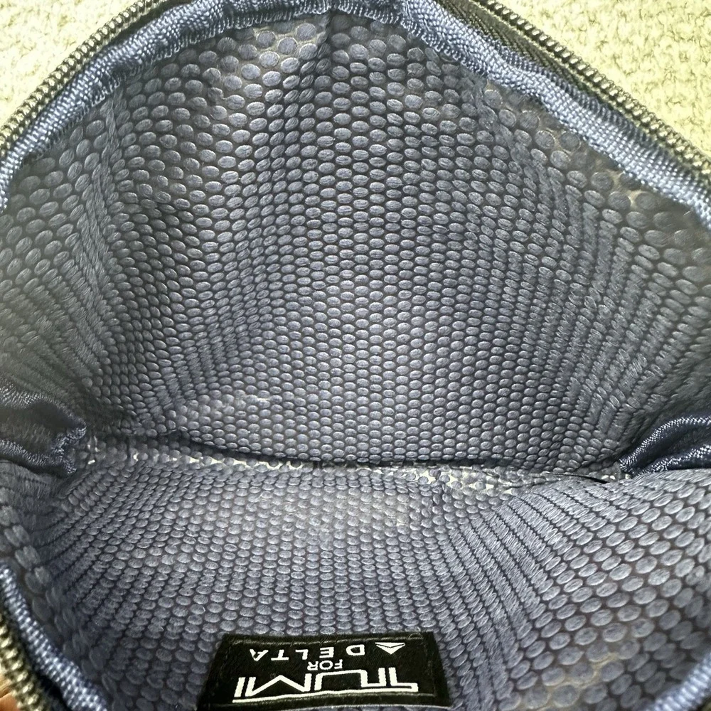 Tumi for Delta Airlines Gray Zip Pouch Travel Case Toiletries Makeup Bag ONLY